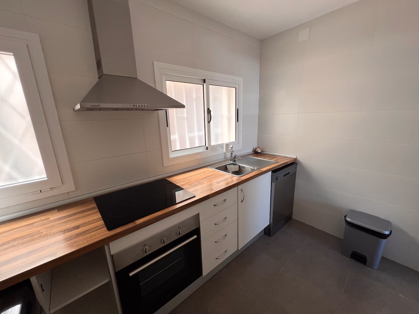 Kitchen counter